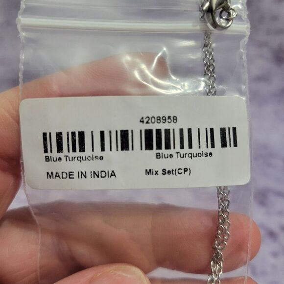 Karis Mojave Turquoise Floral Pendant Necklace - Picture 9 of 10